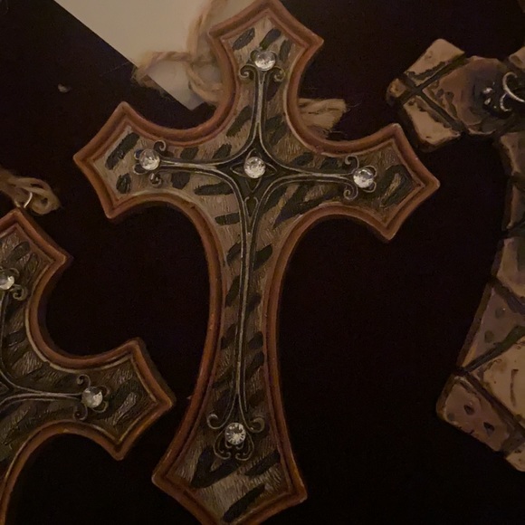 8 rhinestone cross ornaments - Picture 12 of 12